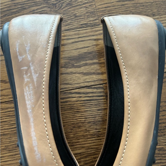 Tory Burch Two-Tone Cap-Toe Ballet Flats in Tan and Black - Picture 4 of 5